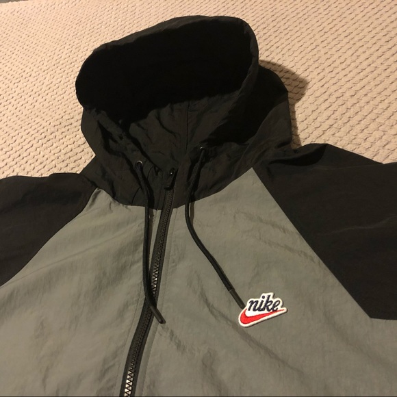 Nike Color Block Full Zip Windbreaker Jacket - Picture 3 of 8